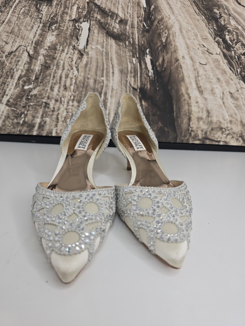 Badgley Mischka Ivory Ginny Rhinestone Pumps Sz 7 - Picture 7 of 12